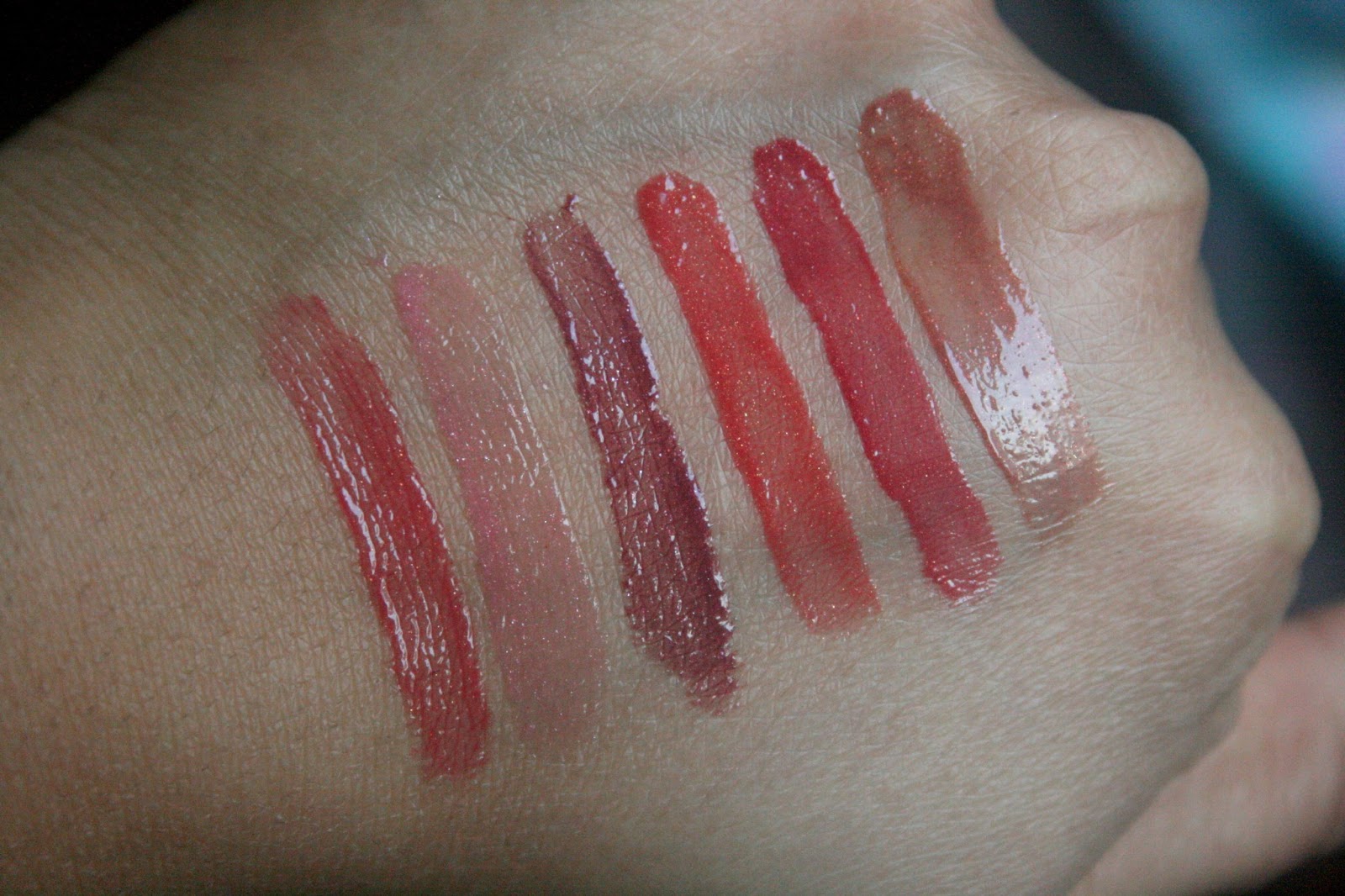 Makeup, Beauty and More Burt's Bees 100 Natural Lip Gloss