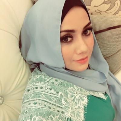 Panas Mia Ahmad Bertunang Tapi Kalau Betullah Bertunang Kenapa Agaknya Mia Ahmad Nak Menafikan Ek Mia Media Hawa