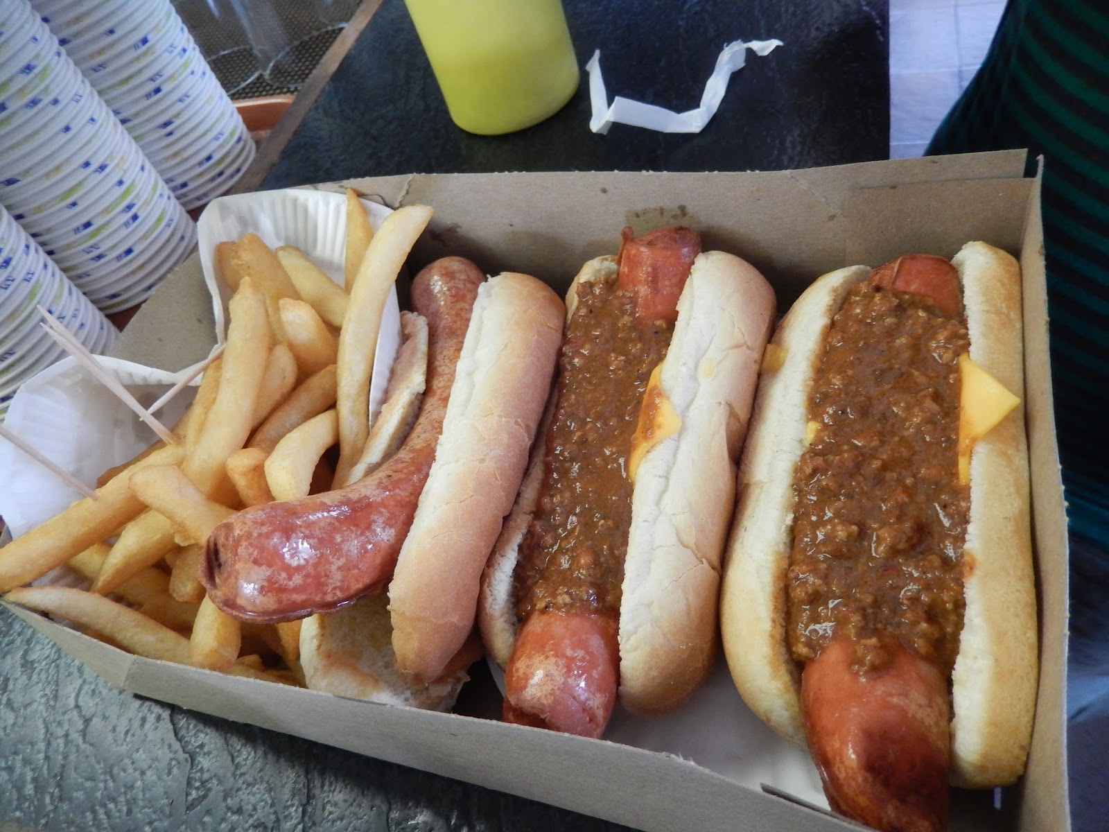 Dumneazu Hot Dogs New Jersey, Home of the Brave
