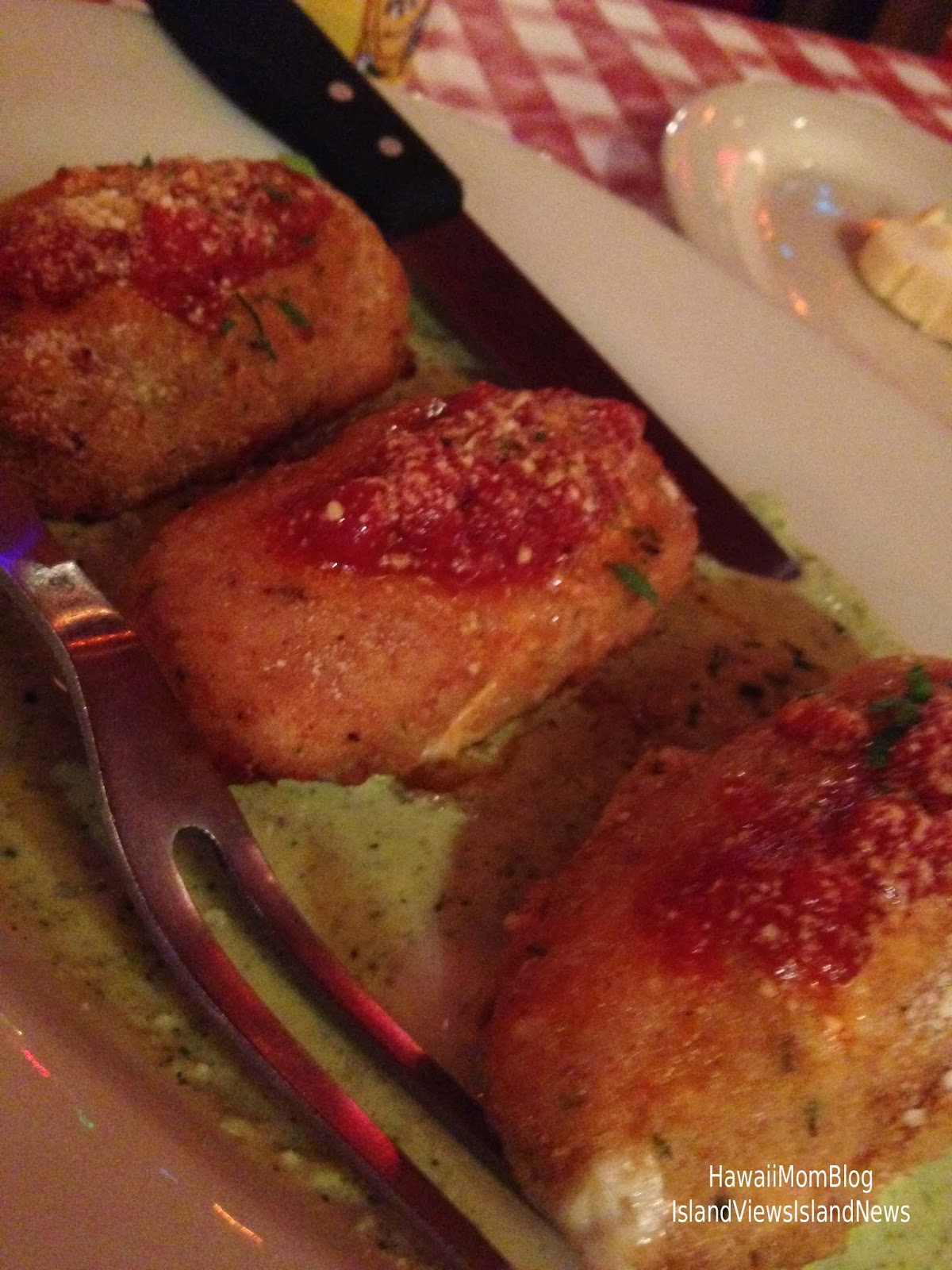 Hawaii Mom Blog Buca di Beppo Ward Center