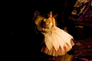 Mostre gratis nel weekend a Milano: Graziella Vigo. La moda nella musica di Verdi Mostre gratis nel weekend a Milano: Graziella Vigo. La moda nella musica di Verdi