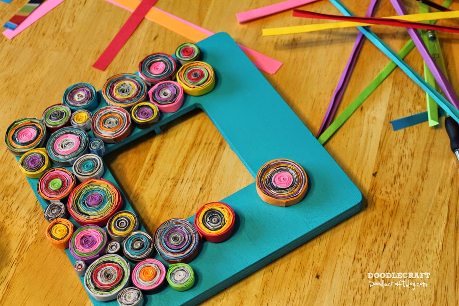 Doodlecraft Upcycled Rolled Paper Frame!