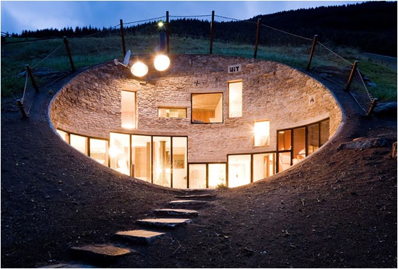 greatinteriordesig: VILLA VALS - IMPRESSIVE UNDERGROUNG RESIDENCE FOR RENT