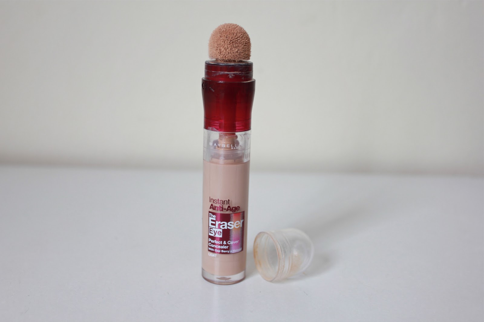 Maybelline "The Eraser" Under Eye Concealer Beauty Review LIVE IN LOVE