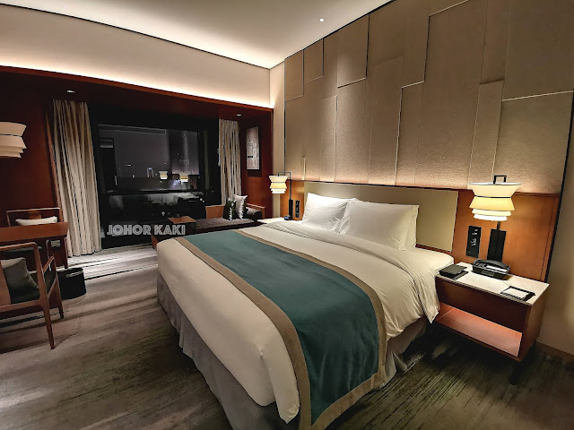 Six Day Sichuan Tour - Exploring the Land of Mystery, Majesty & Gastronomy Shimao Yuluxe Hotel Chengdu