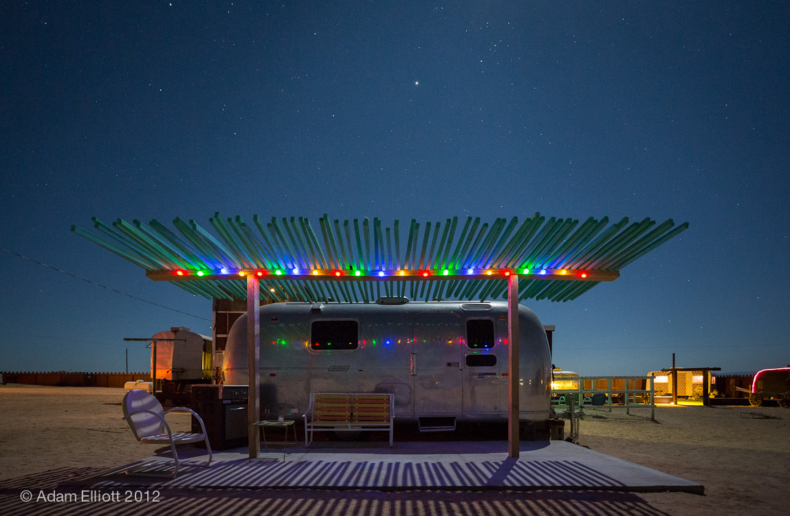 Hicksville Trailer Palace Atom's Picture Blog