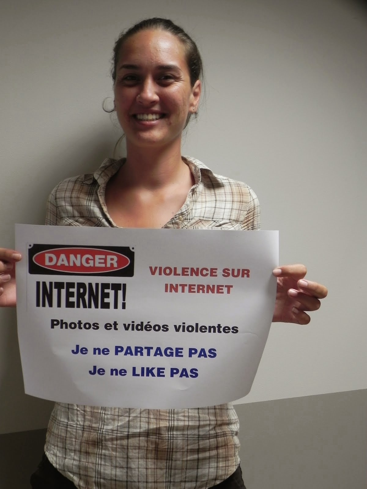 Aita à la violence sur Internet !