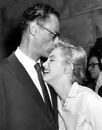 ARTHUR Y MARILYN