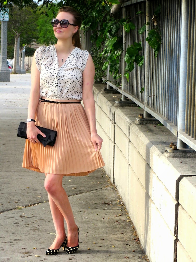 Hello Katie Girl Sippin' on Gin and Juice...