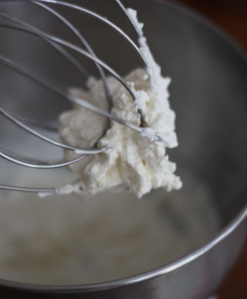 How To Make Whipped Cream from Scratch 17 Apart