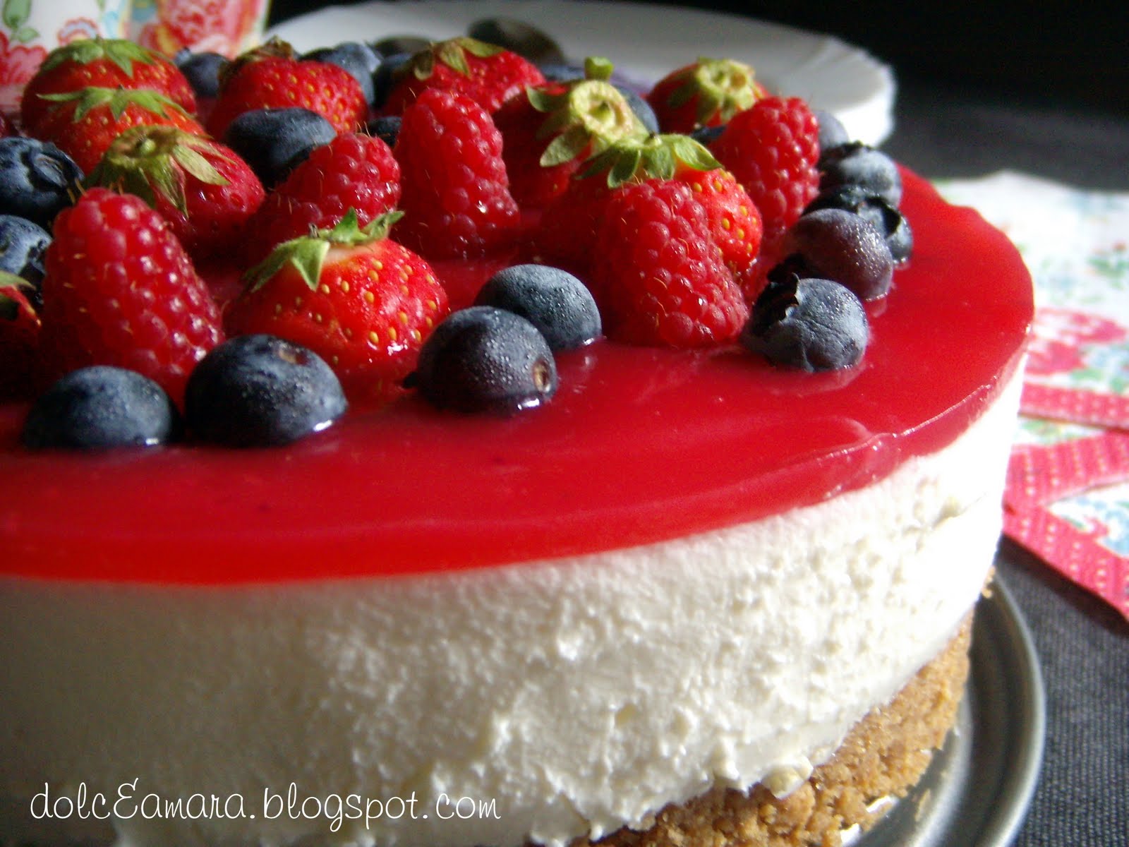 dolc&amara CHEESECAKE AI FRUTTI DI BOSCO