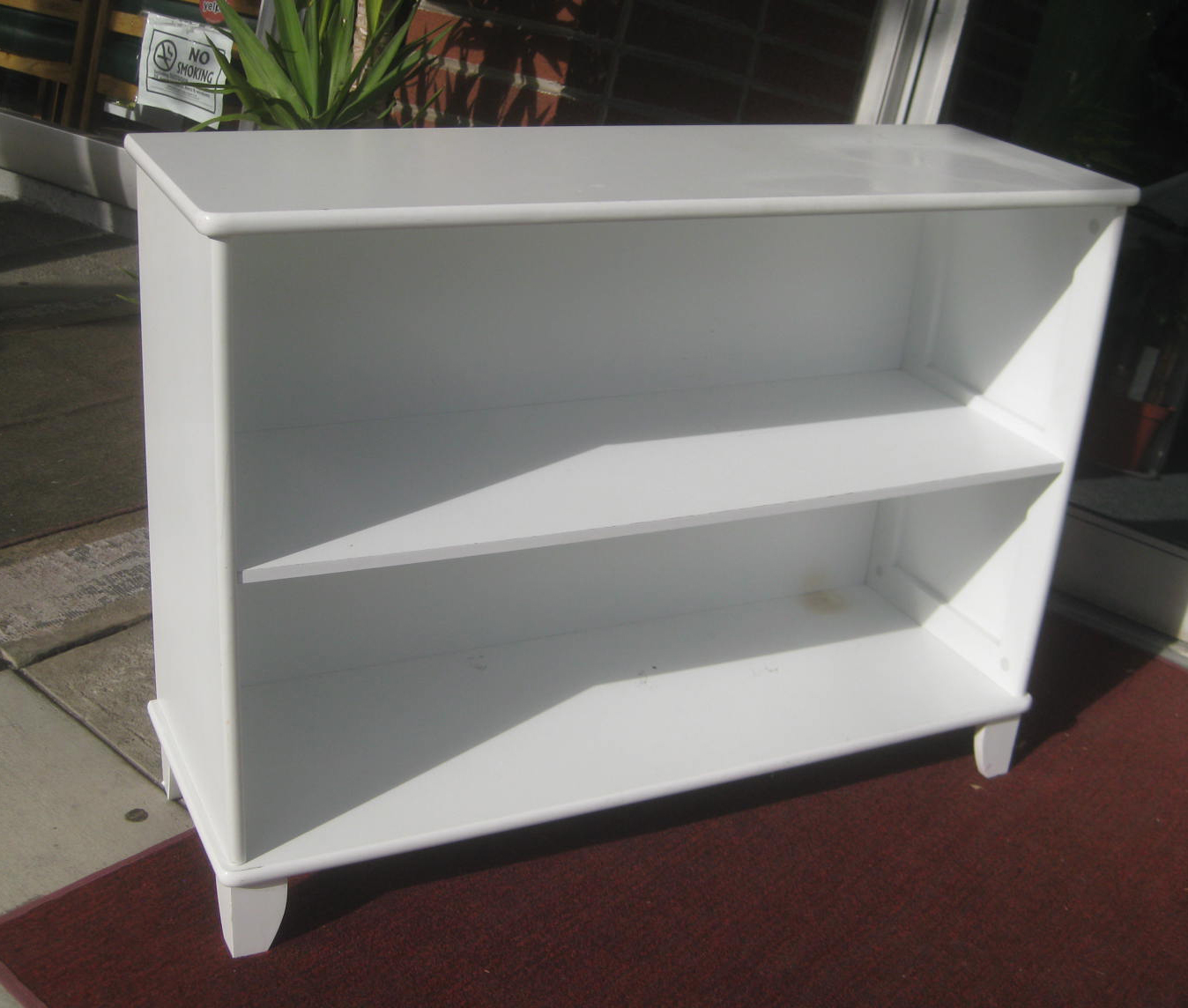 Uhuru Furniture Collectibles Sold Short White Bookshelf 35