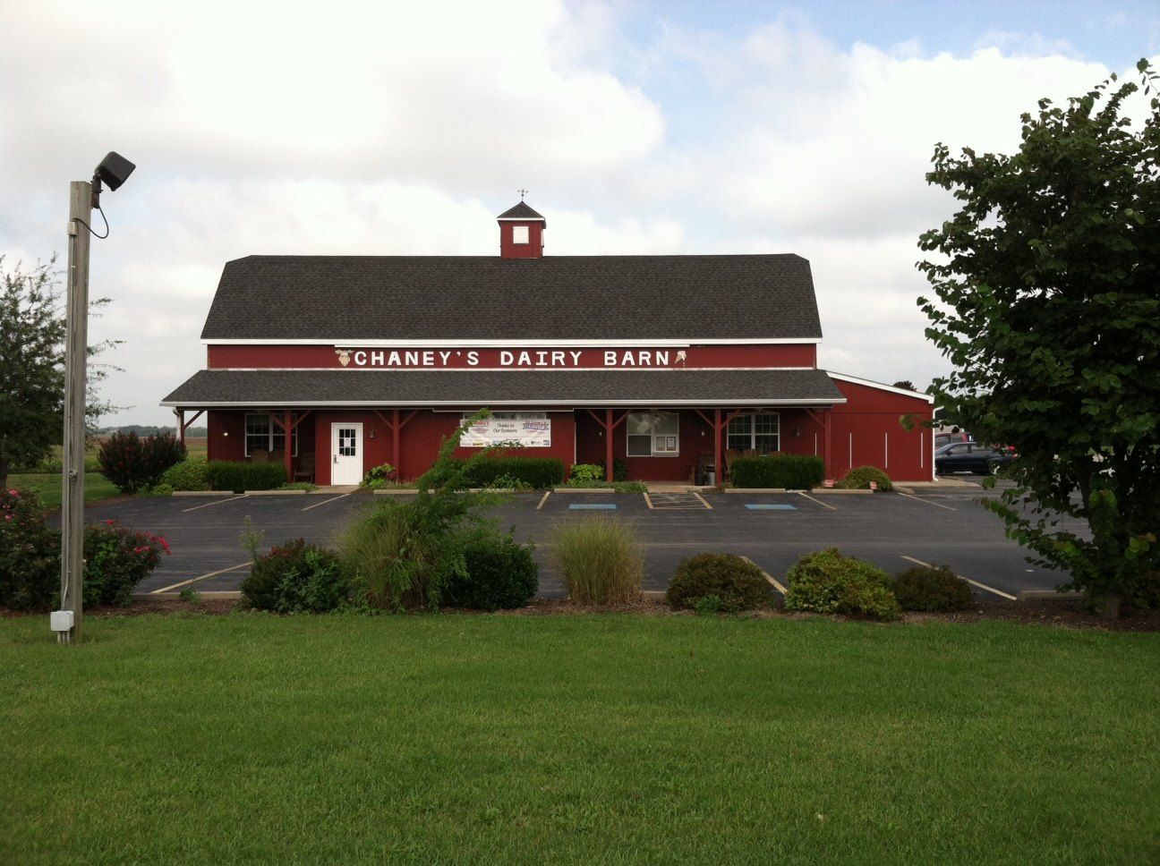 Chaney's Dairy Barn
