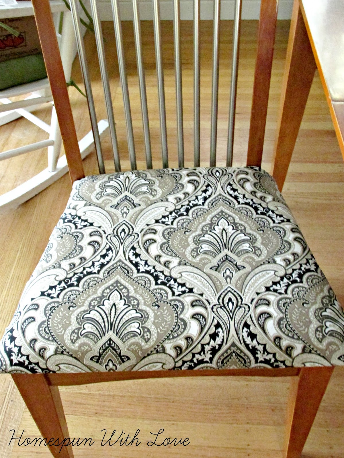 Homespun With Love diy/ Easy Chair Reupholster