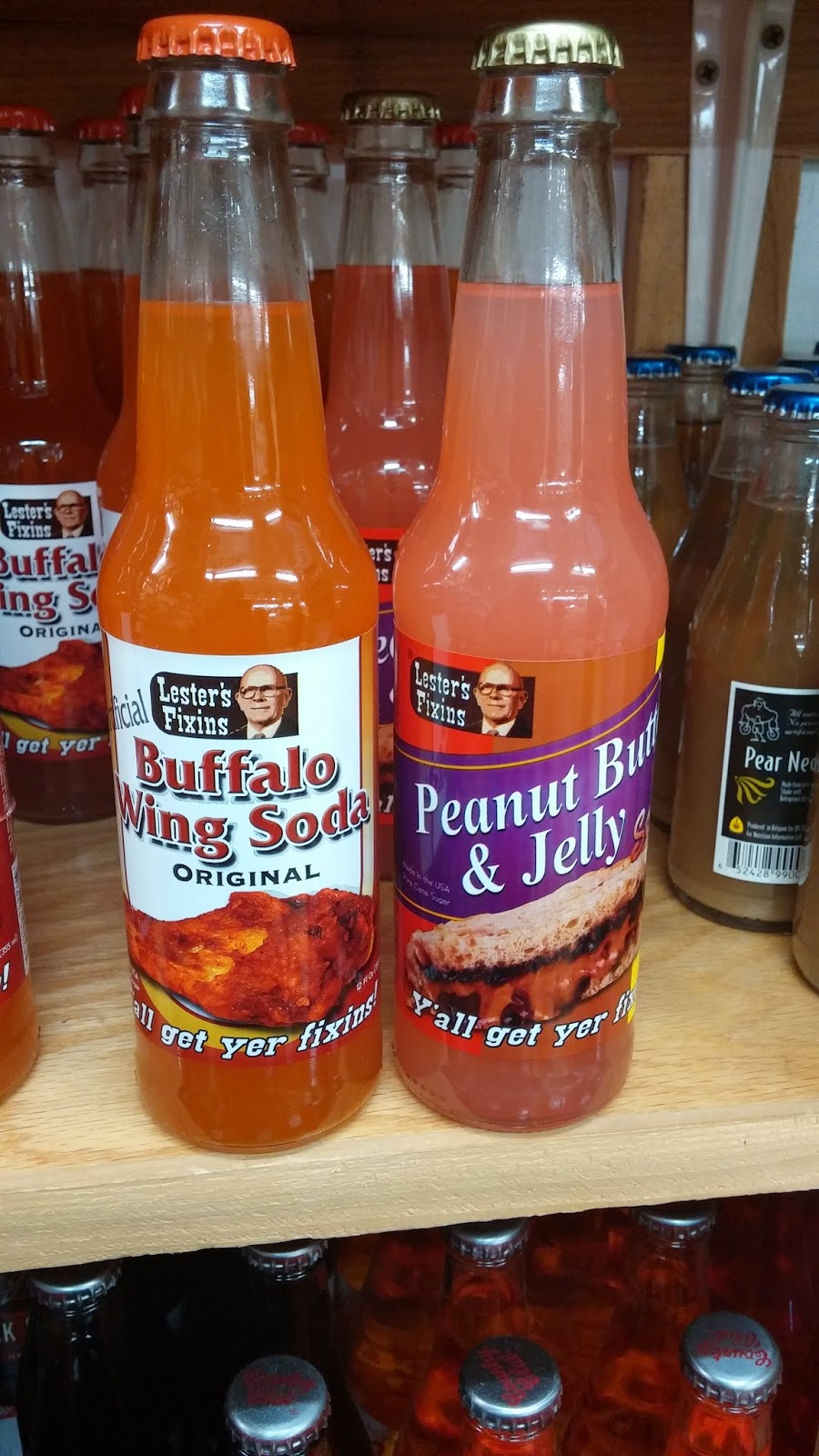 Gust Gab Minnesota's Largest Candy Store The Big Yellow Building