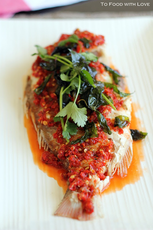 To Food with Love Deepfried Snapper with 3 Flavour Sauce (Thaistyle)