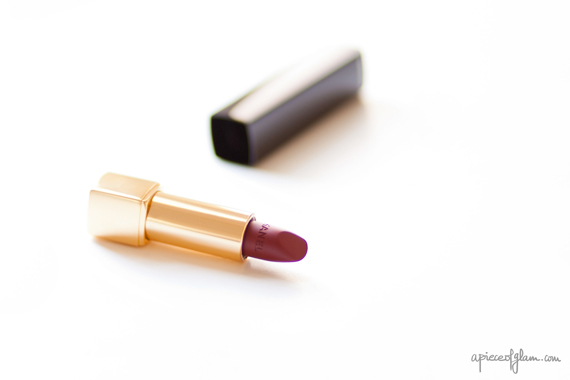 somptueusement-mat-2 Rouge Allure Velvet Chanel N°39 La Somptueuse