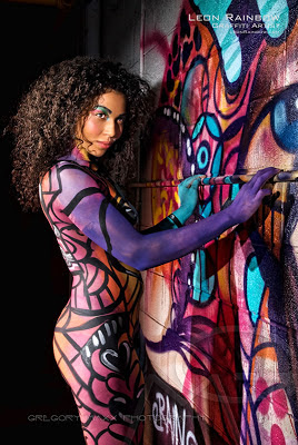 Body Painting On Women Graffiti