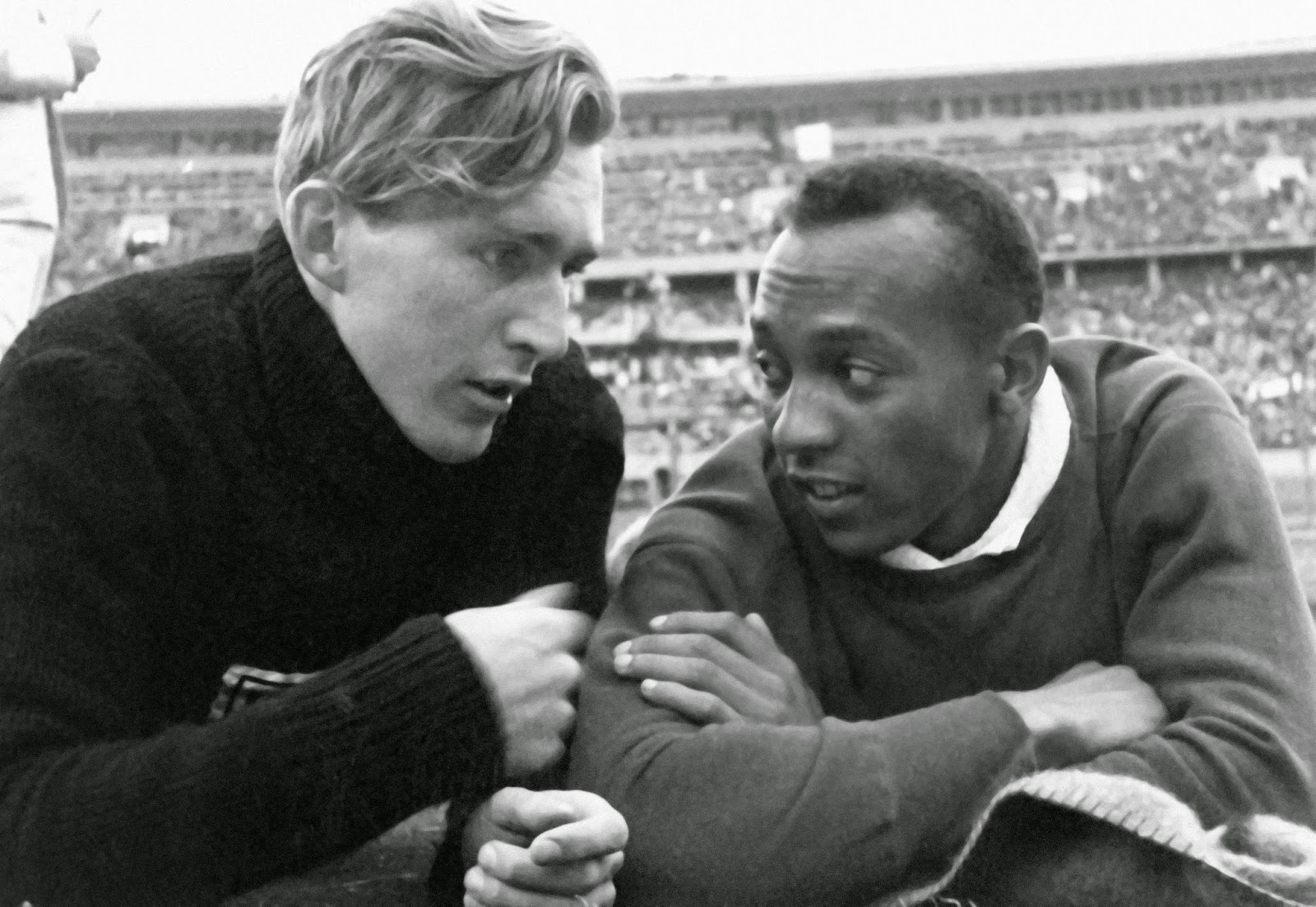 post minimalism Jesse Owens wore the Crewneck as national team wear / Berlin Olympic games 1936
