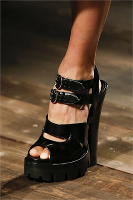 Prada-El-blog-de-Patricia-Chaussures-Zapatos-Shoes-Calzature-Milan-fashion-week