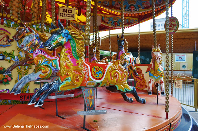 Carousel at South Bank