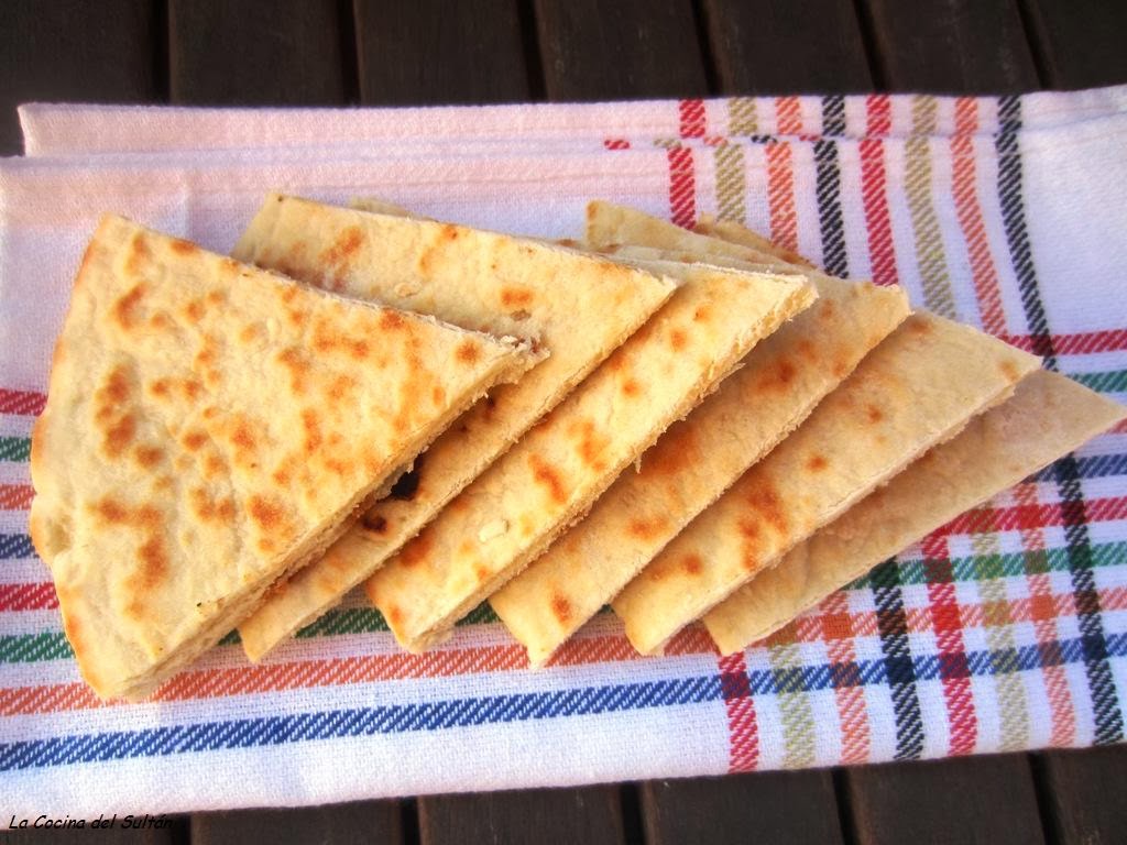LA COCINA DEL SULTÁN PAN DE QUESO HINDU (NAAN DE QUESO) RECETA EN