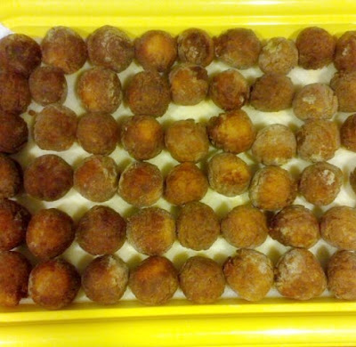 Albondigas De Cerdo En Salsa Charcutera