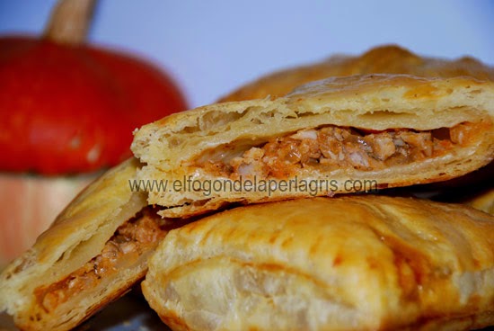 Empanada de hojaldre con pollo Empanadas de hojaldre con pollo