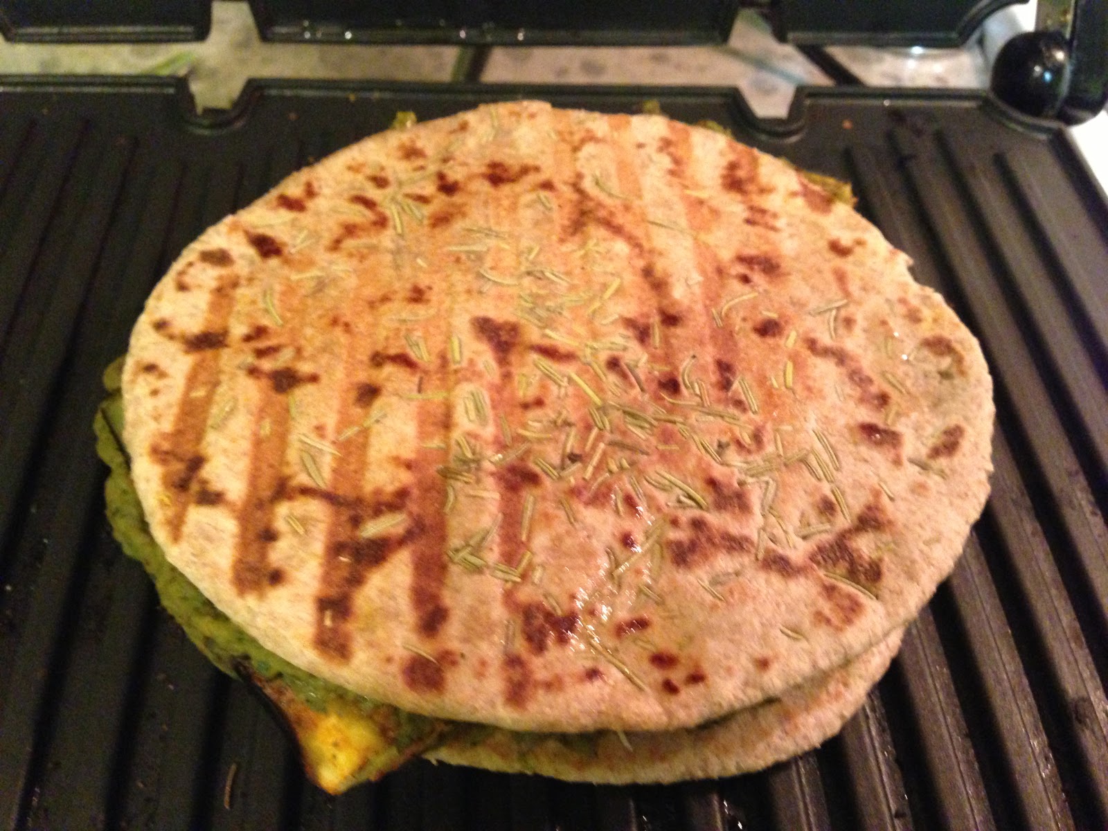 Quick'n'Healthy Grilled Eggplant Sandwich on Rosemary Flatbread