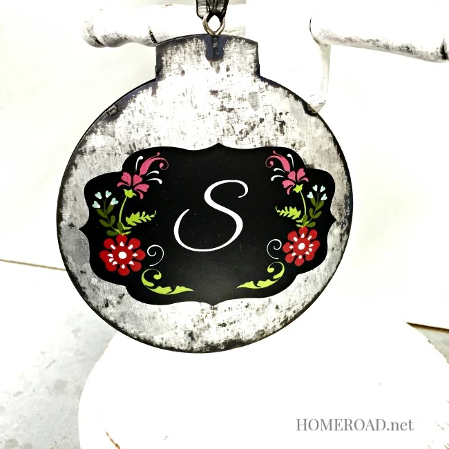 Galvanized Steel Chalkboard Ornaments www.homeroad.net