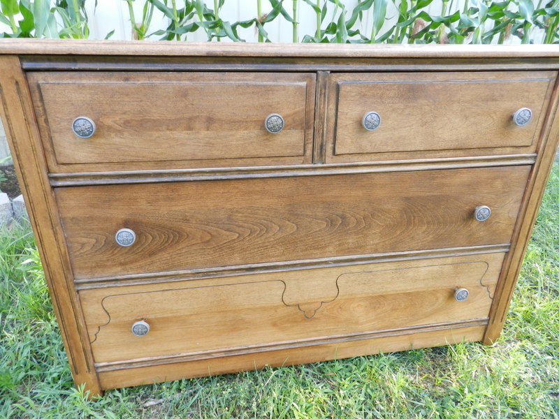 Crafty in Canada Even more dressers.