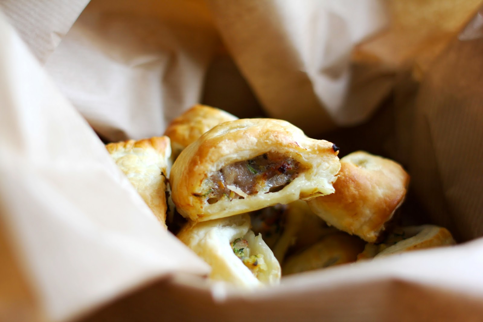 mamacook Hidden Vegetable Sausage Rolls for the Whole Family