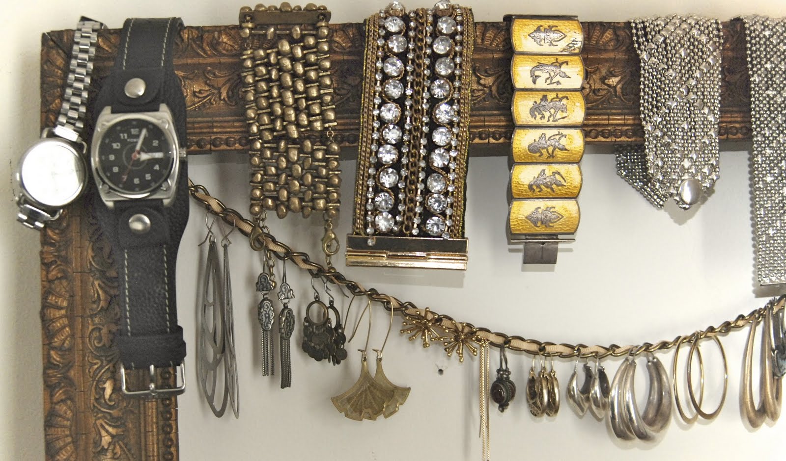 Nomadic D. diy jewelry frame