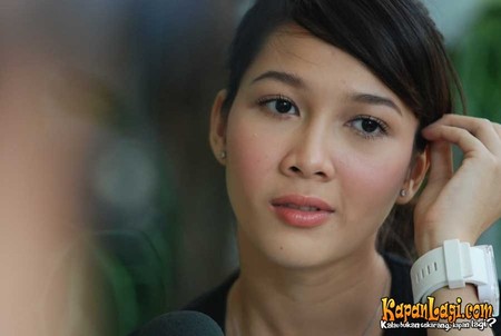 Damien Wallpapers: Andrea Dian Star Picture