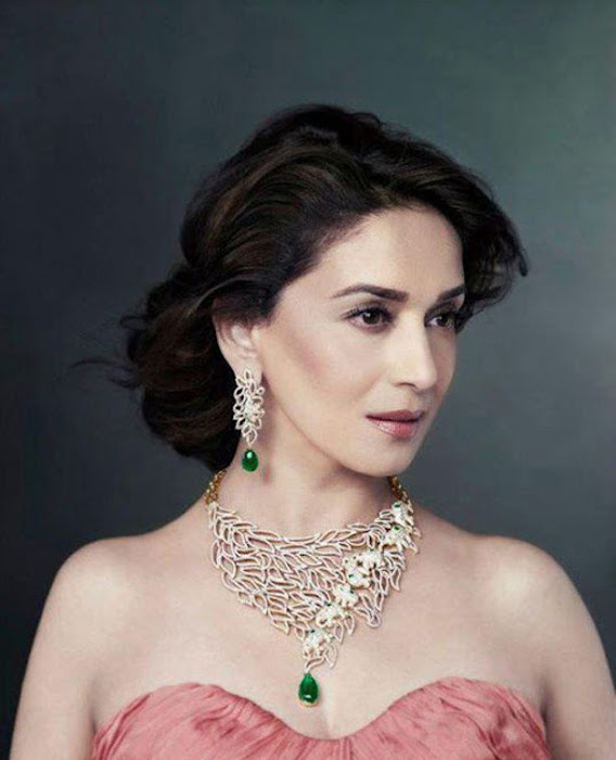 madhuri dixit shoot hot images