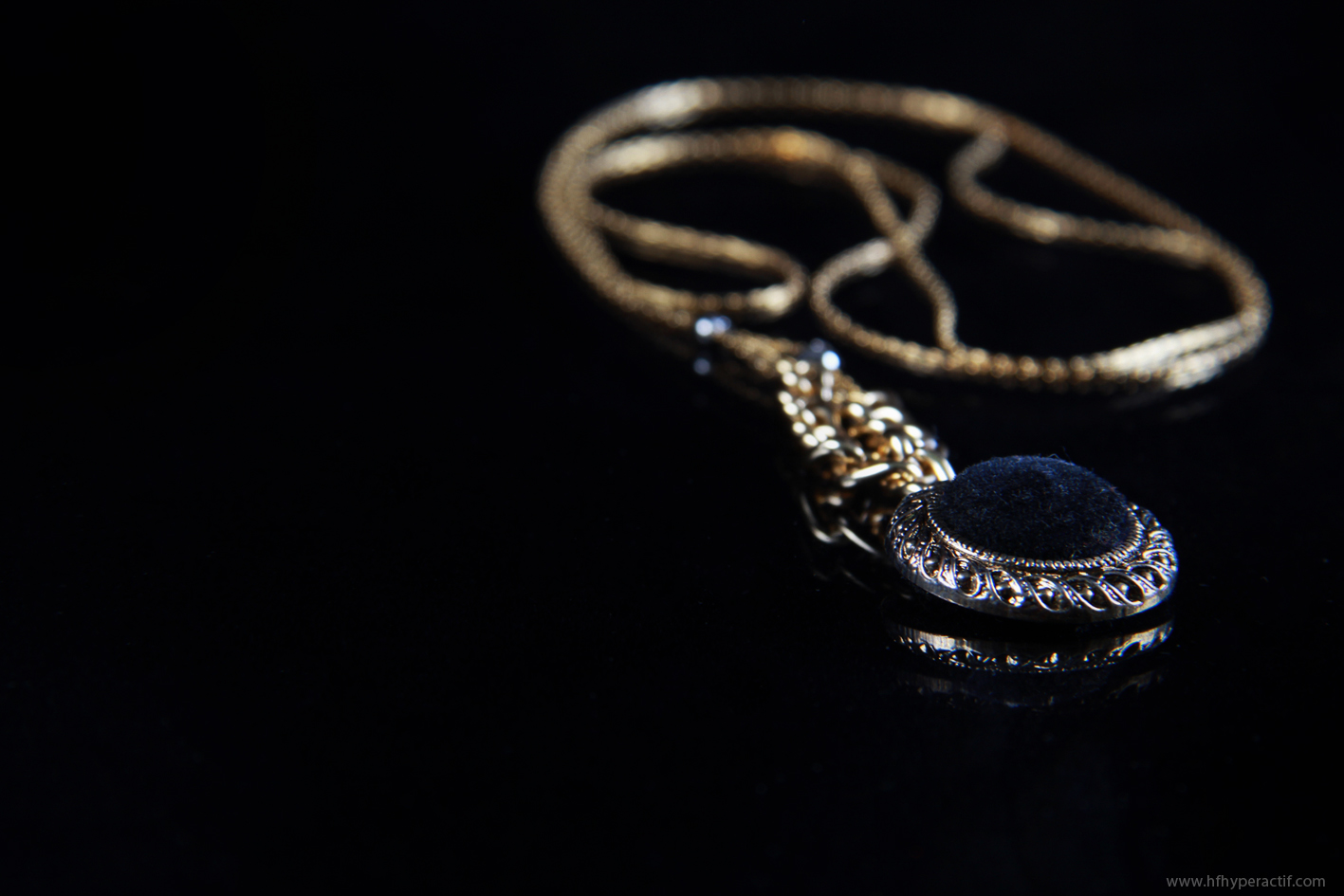 HF Hyperactif Moda en México Black eye necklace