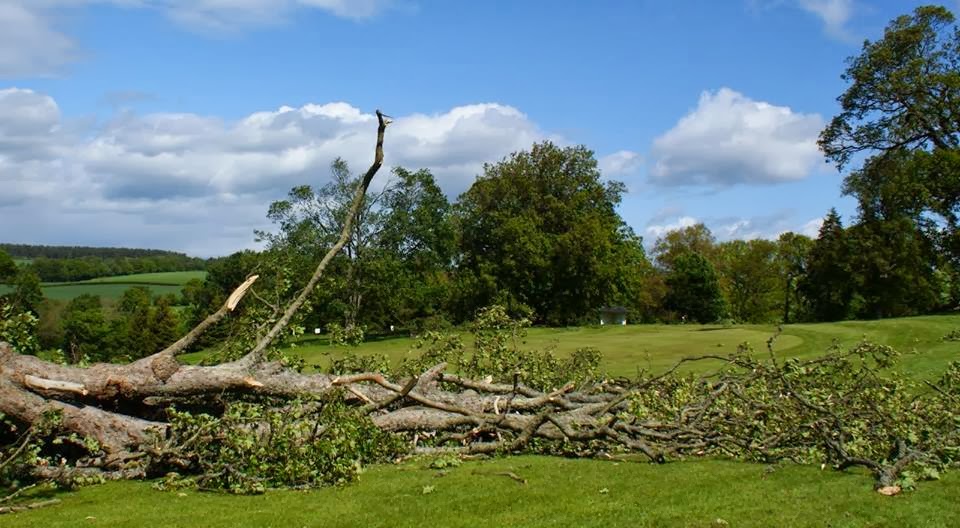 Hooked Ireland's Golf Courses Storms Give Irish Golf A Battering