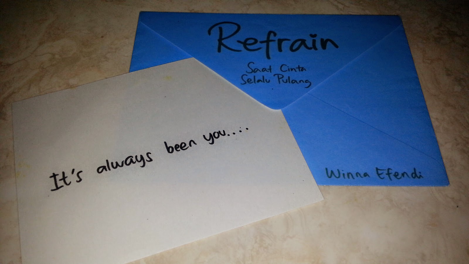 Refrain Saat Cinta Selalu Pulang Review Book