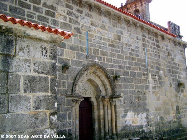 XOAN ARCO DA VELLA IGLESIA DE CASTRELOS VIGO