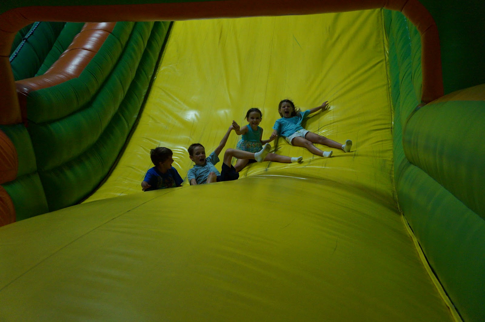 Orange County Mom Blog Scooter's Jungle Family Fun Nights