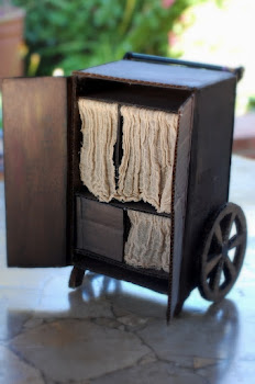 Small Scale Replica of Twig Theatre cart