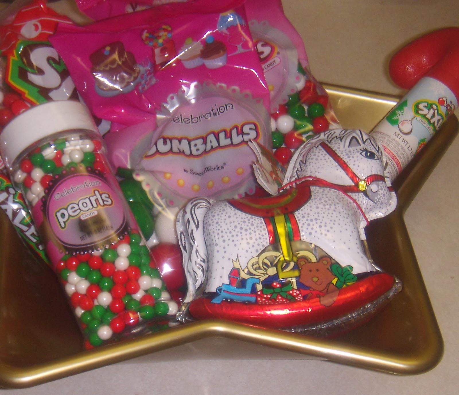 Mommie of 2: SweetWorks Holiday Candy Review and Giveaway 12/16 CLOSED