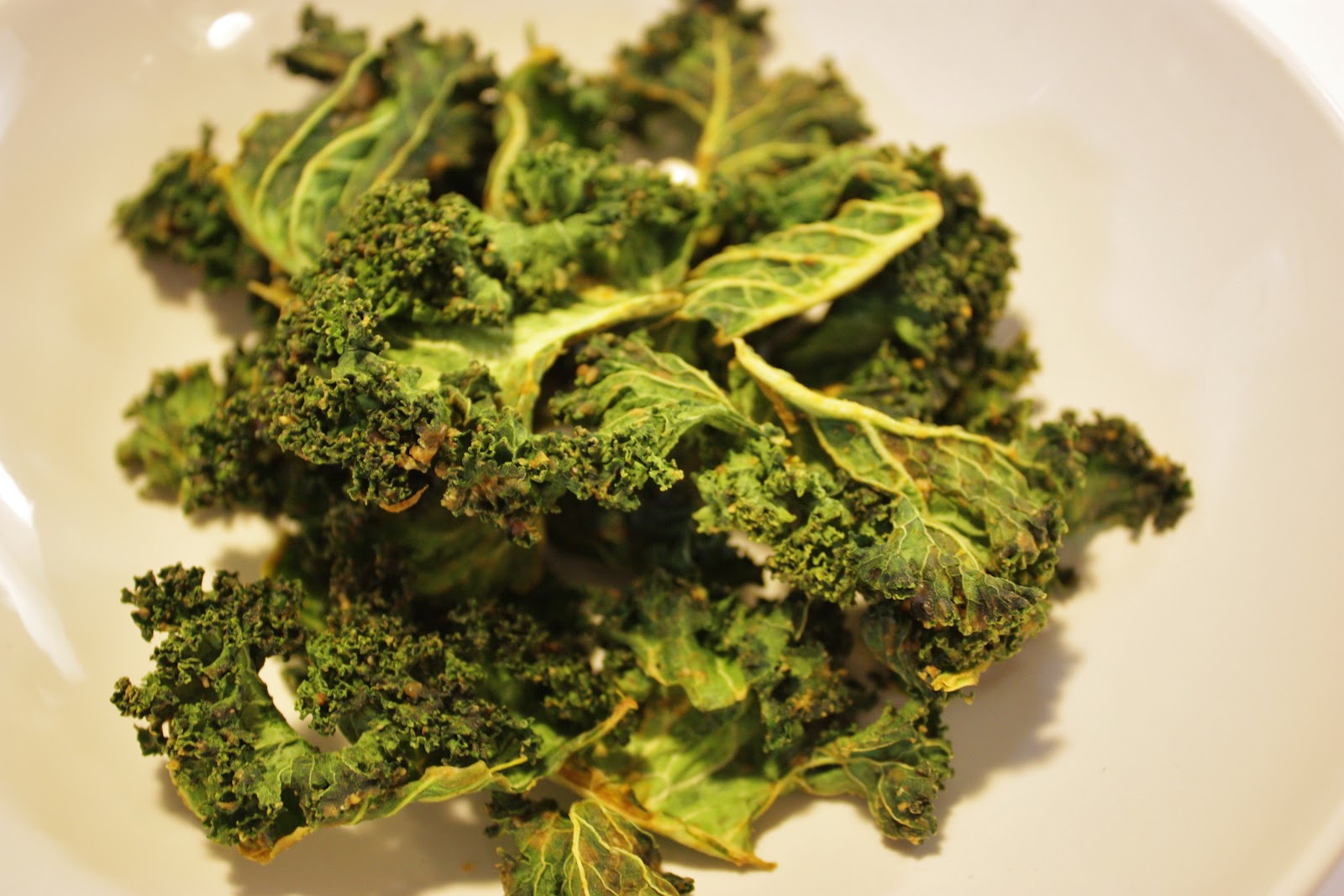 This Rawsome Vegan Life the ellusive kale chip