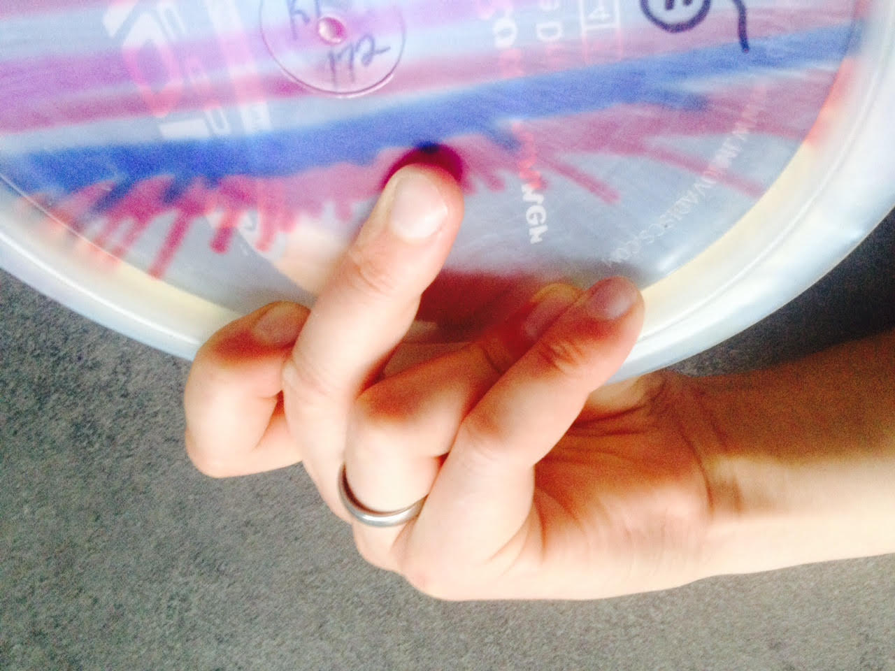 Enjoy Disc Golf and let your Putterfly Grip