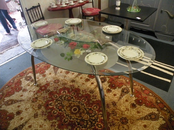 Table en verre style Art Deco