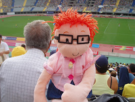 ¡¡PÍO, PÍO!! MICA EN EL ESTADIO DE GRAN CANARIA