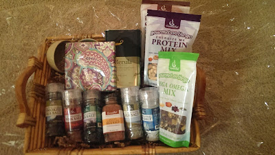 Gourmet+On+the+go All Natural Gourmet Specialties For the Holidays - Nut Gift Baskets