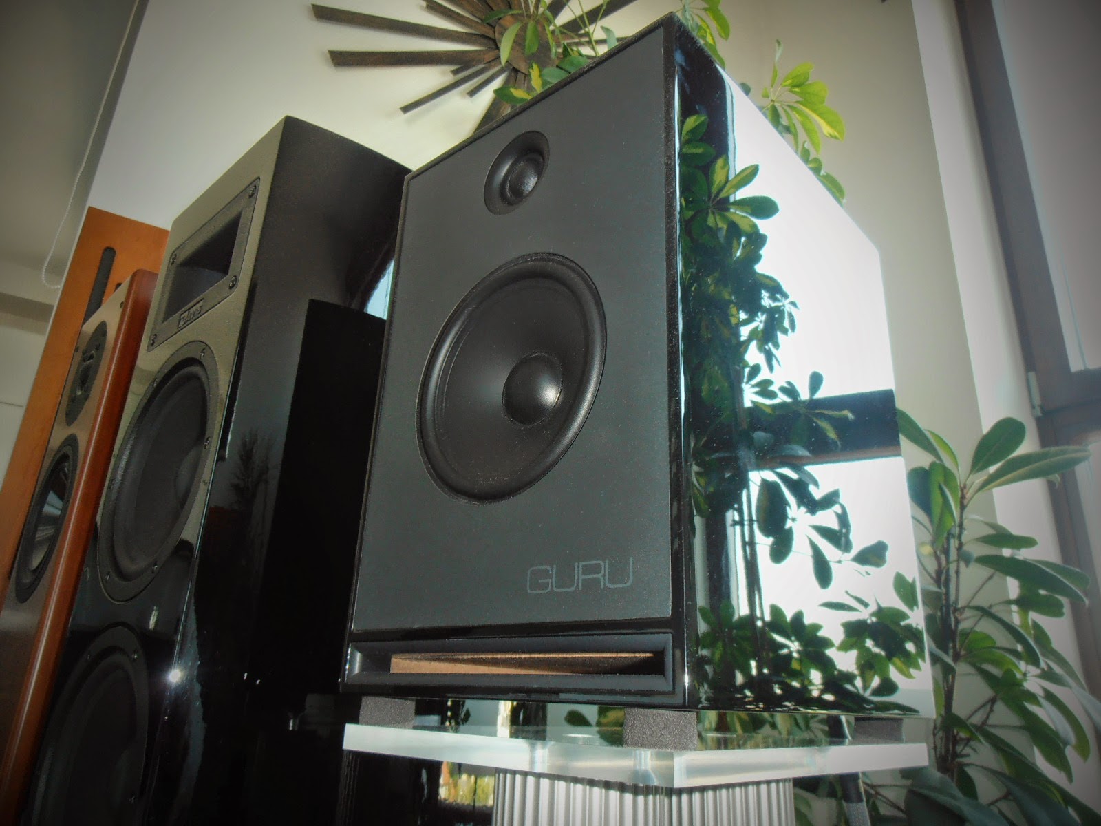 Stereo i Kolorowo Underground Guru Audio Junior kolumny podstawkowe