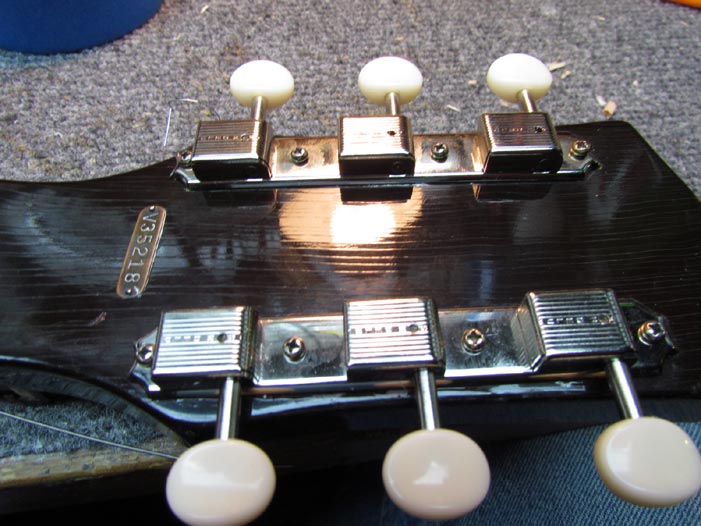 Repro Kluson Tuners for Oahu Diana Lap Steel Crawls Backward (When Alarmed)