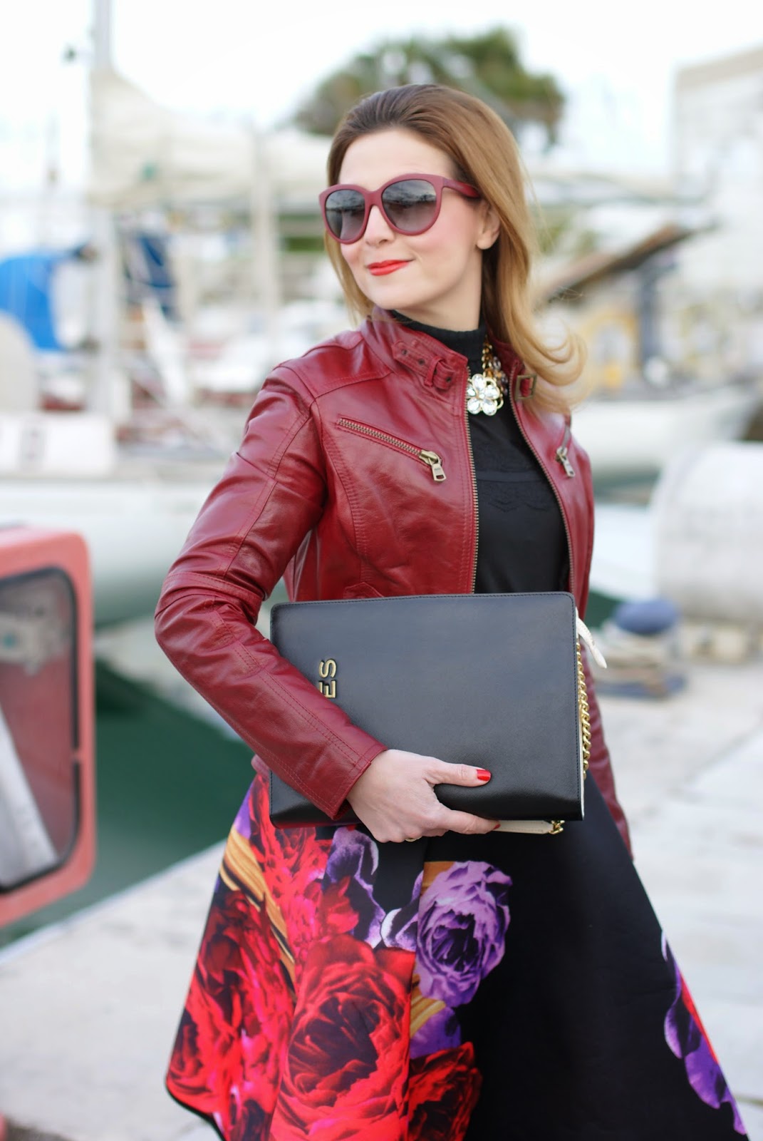 Romwe dark roses skater skirt, Moschino notes bag, Fashion and Cookies, fashion blogger